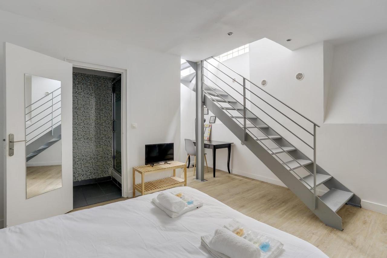 170 Suite Angouleme Large Duplex Style Apt With1 Bdr Paris Central 外观 照片